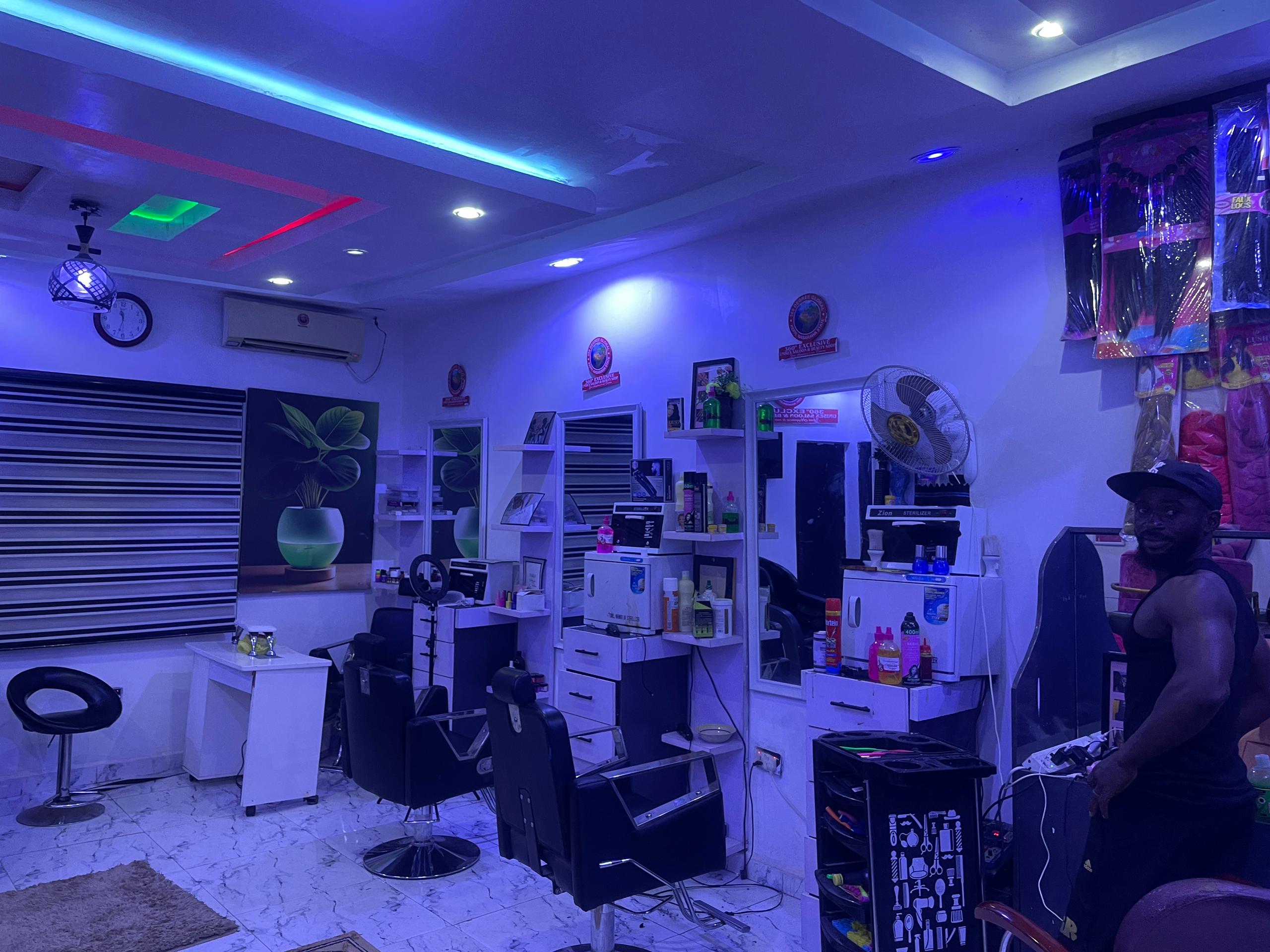 Salon